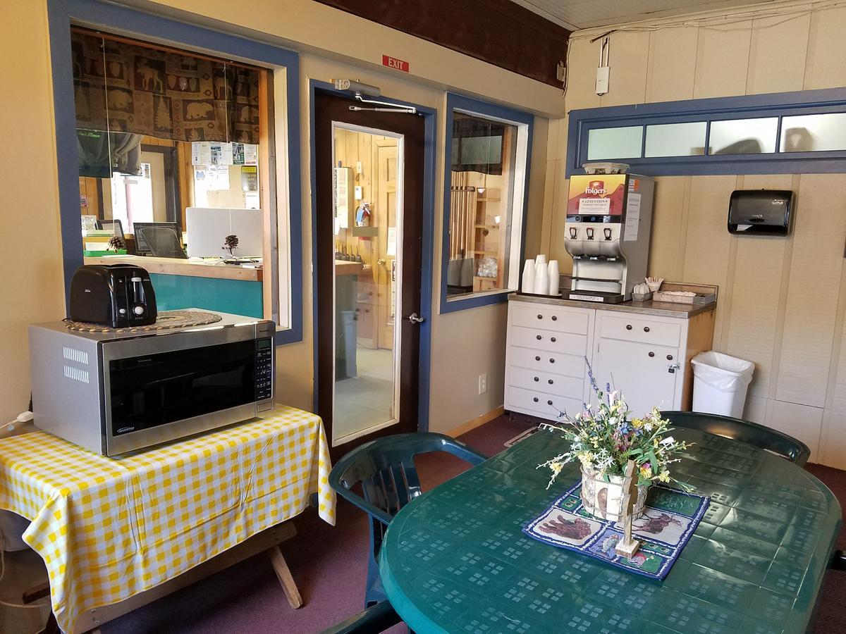 Clark'S Beach Motel 올드 포지 외부 사진