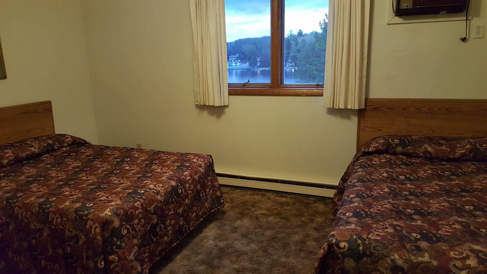 Clark'S Beach Motel 올드 포지 외부 사진